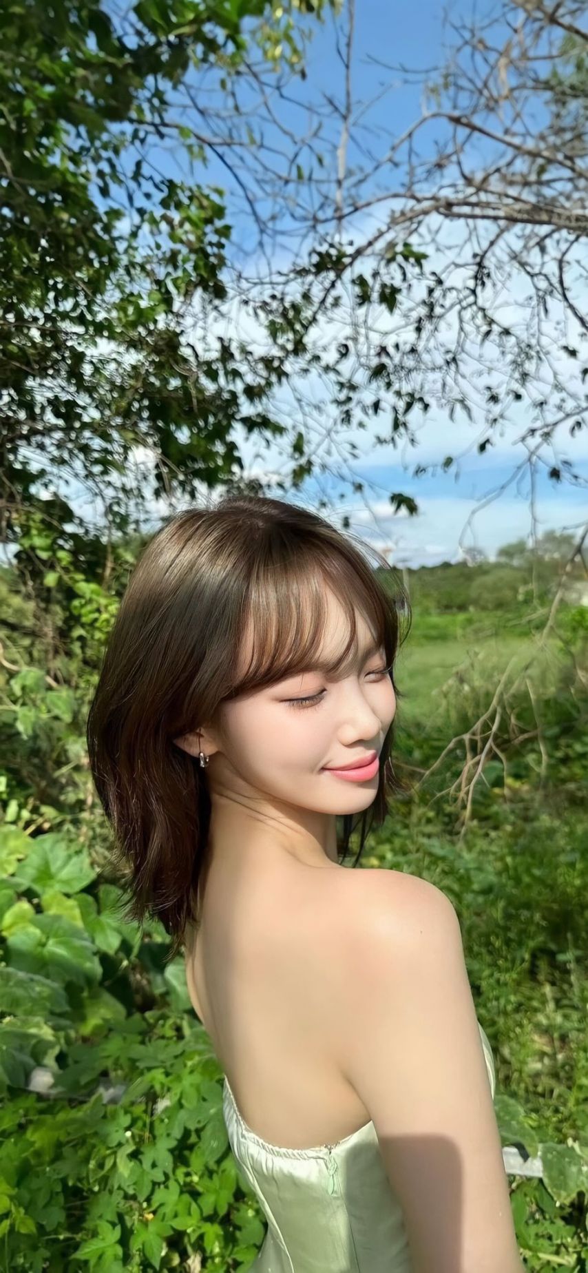 [르세라핌] 떡 벌어진 어깨  김채원