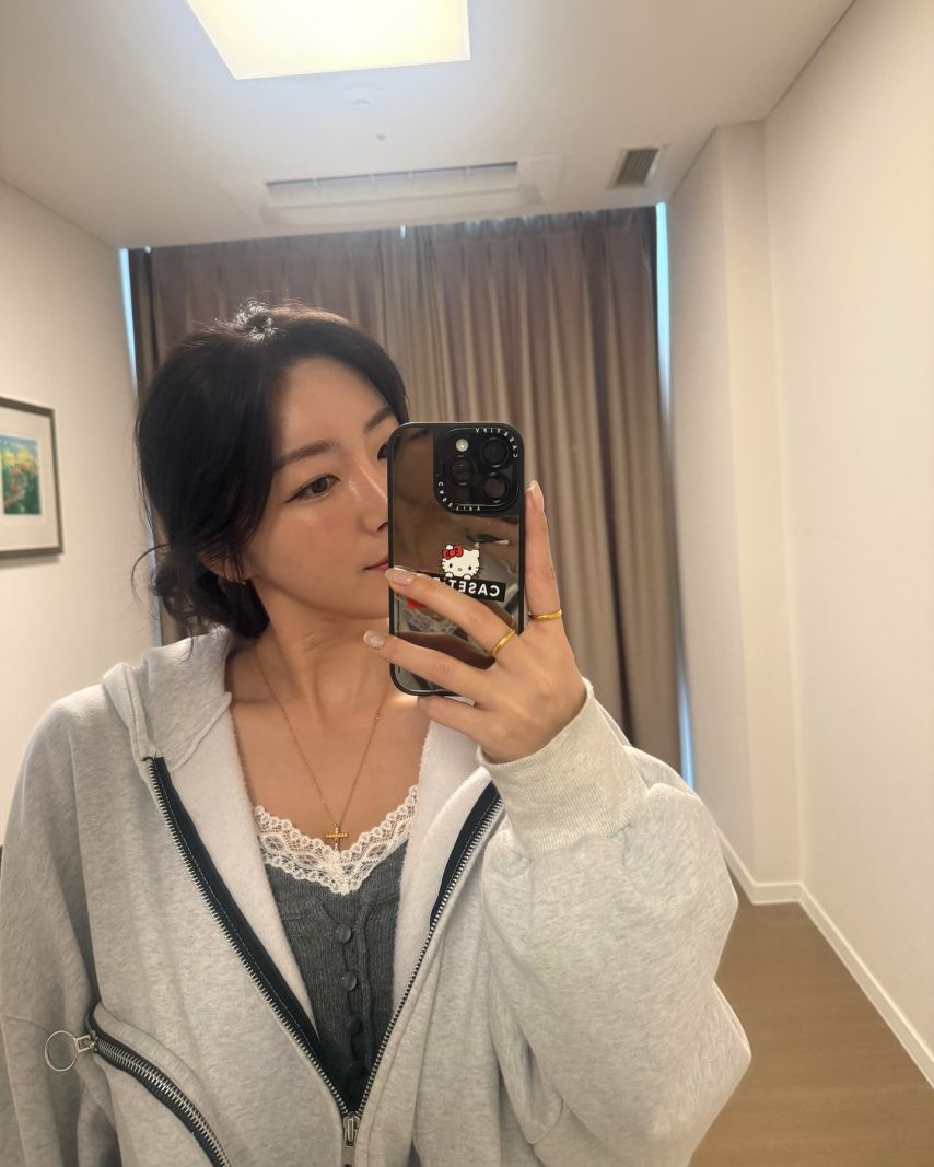안지현