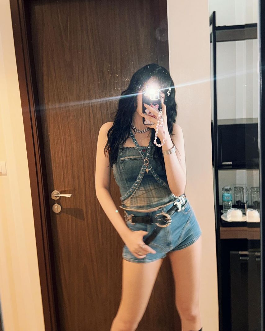 스테이씨 윤
