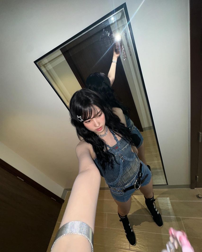 스테이씨 윤