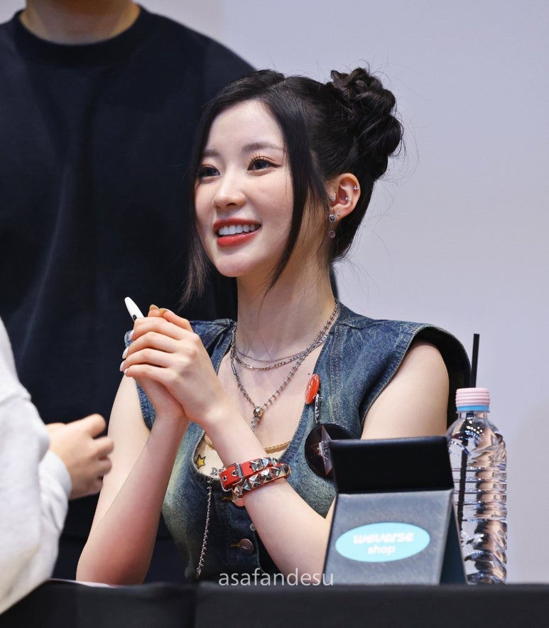 베이비몬스터 아사