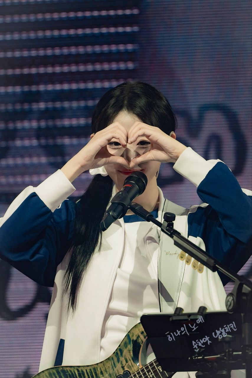 QWER 히나