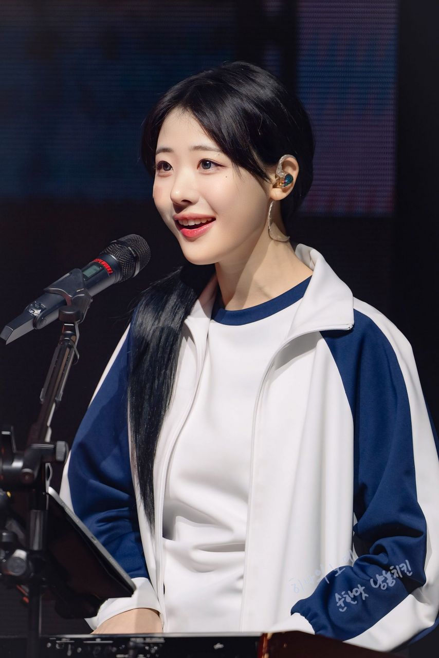 QWER 히나