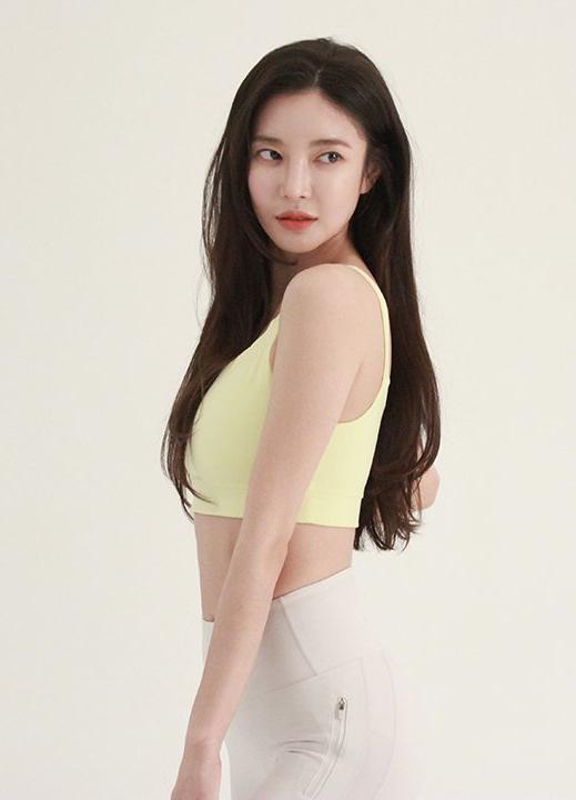 Ns윤지.jpg