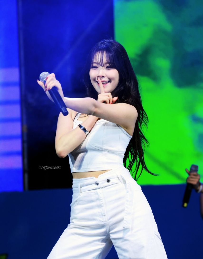 프로미스나인 백지헌