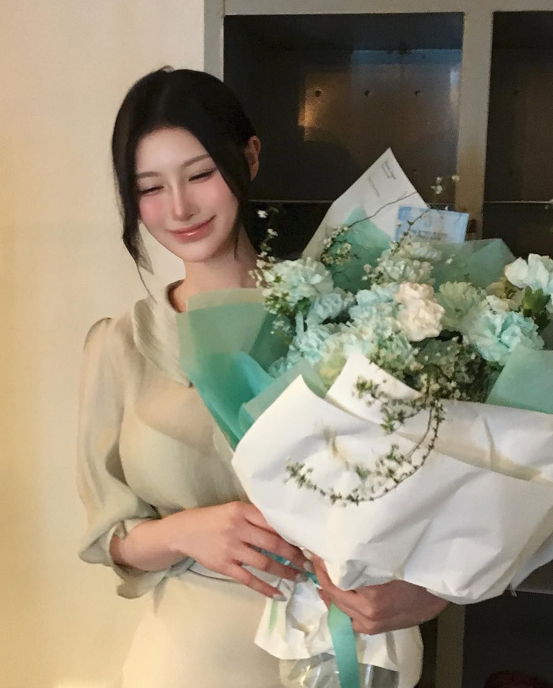 벌써 대학 졸업한 공지원
