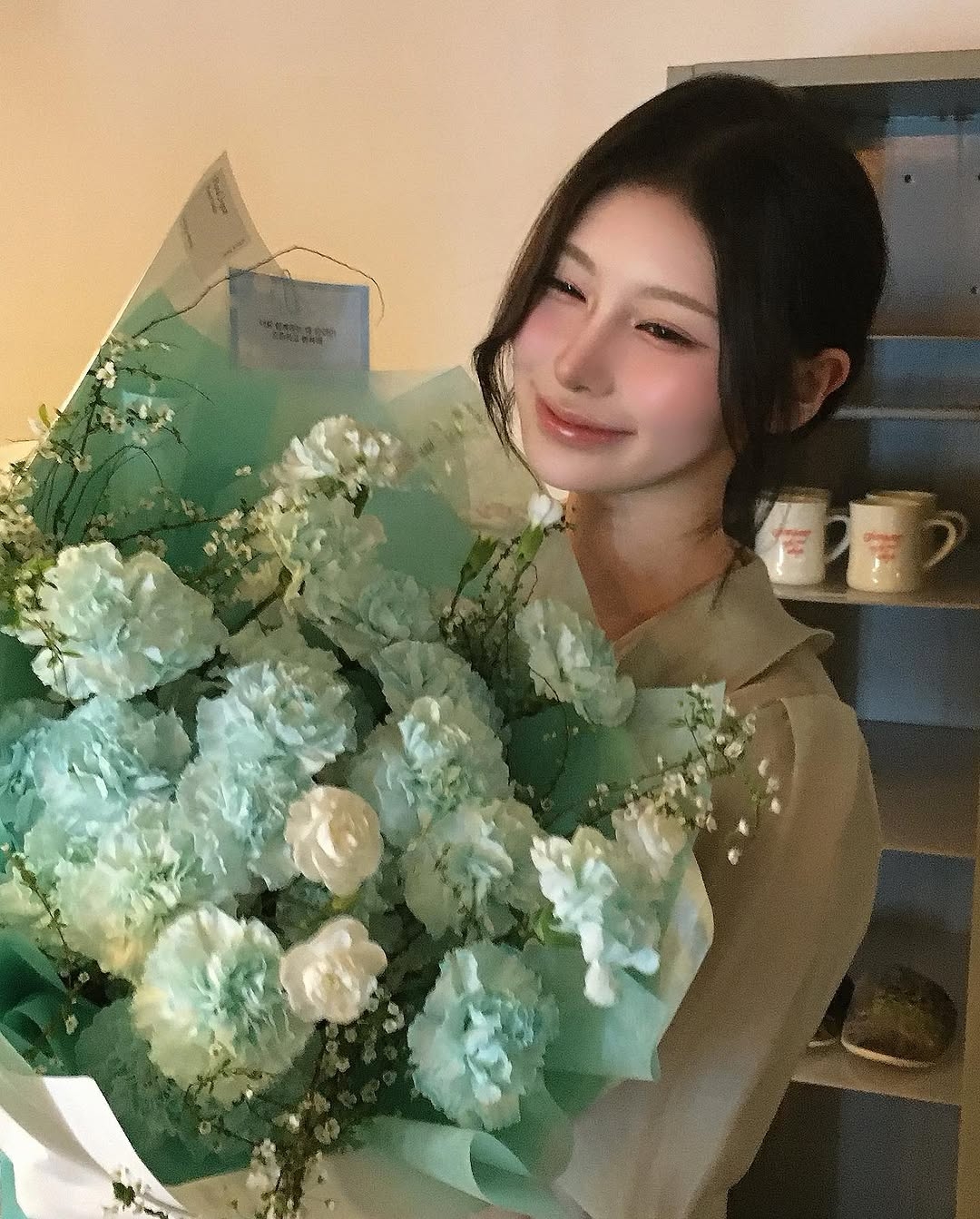 벌써 대학 졸업한 공지원