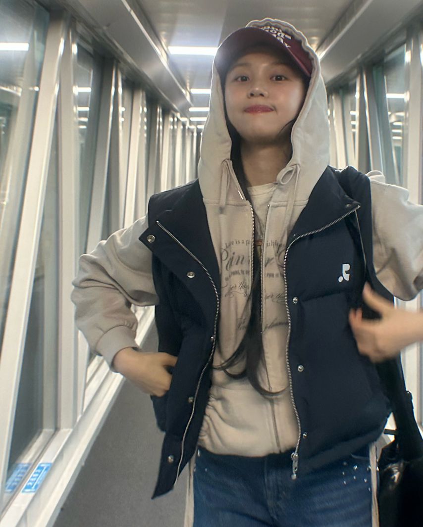 엄지 VIVIZ비비지 인별