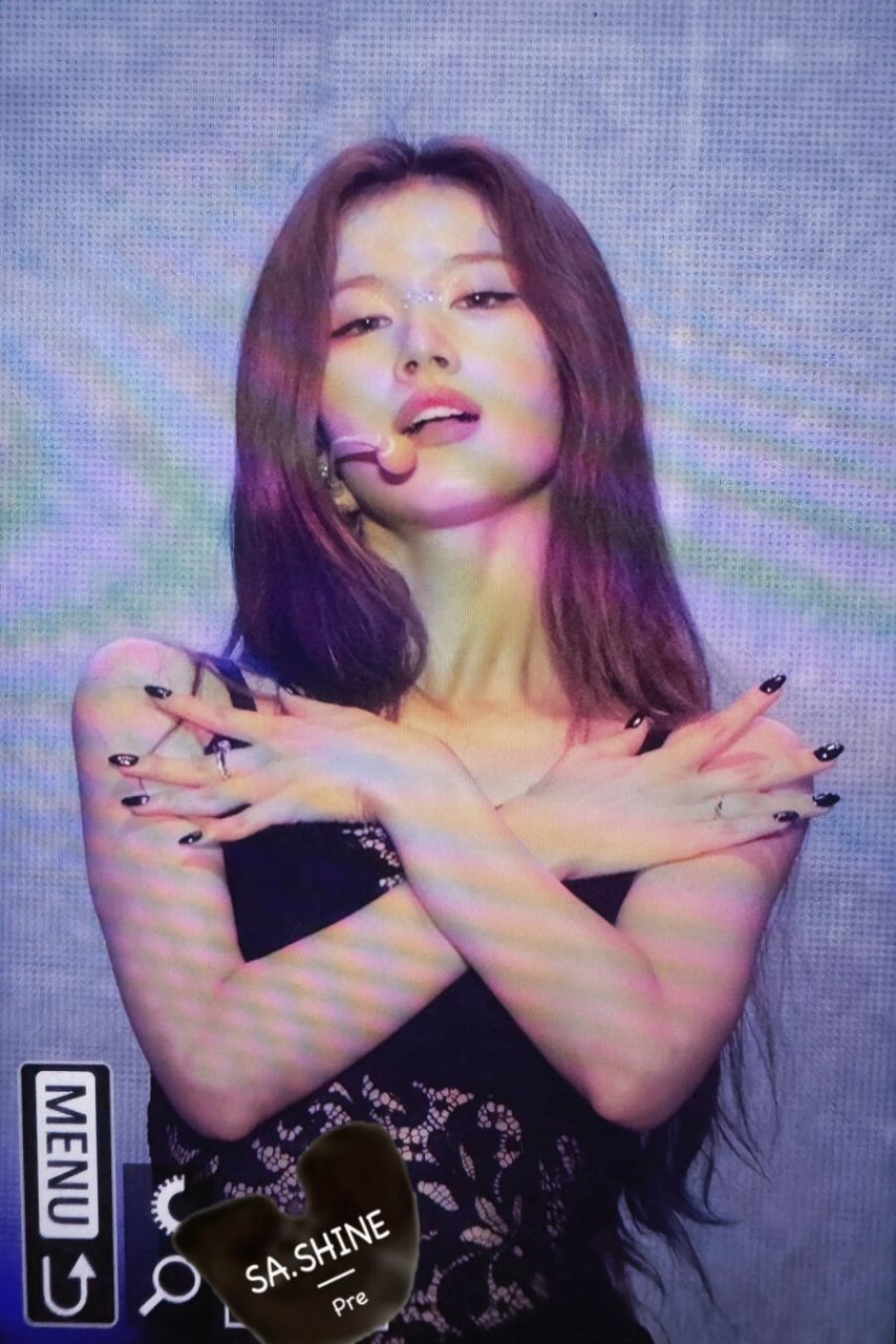 역시란 말이 나오는 트와이스 사나 란제리룩 섹시미