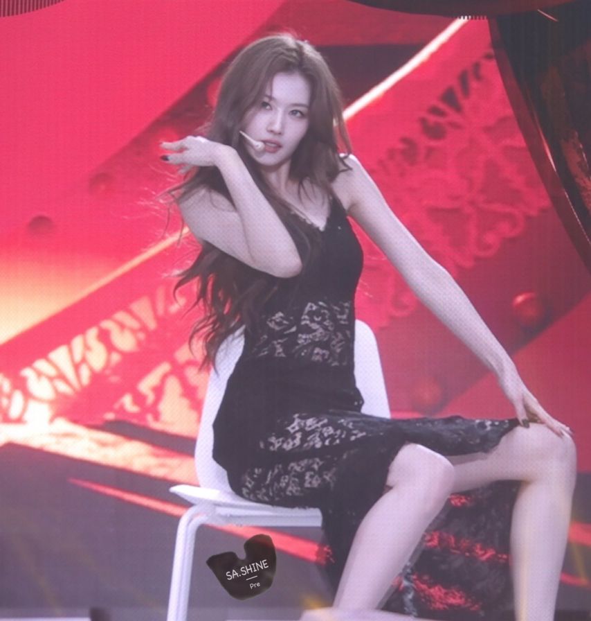 역시란 말이 나오는 트와이스 사나 란제리룩 섹시미