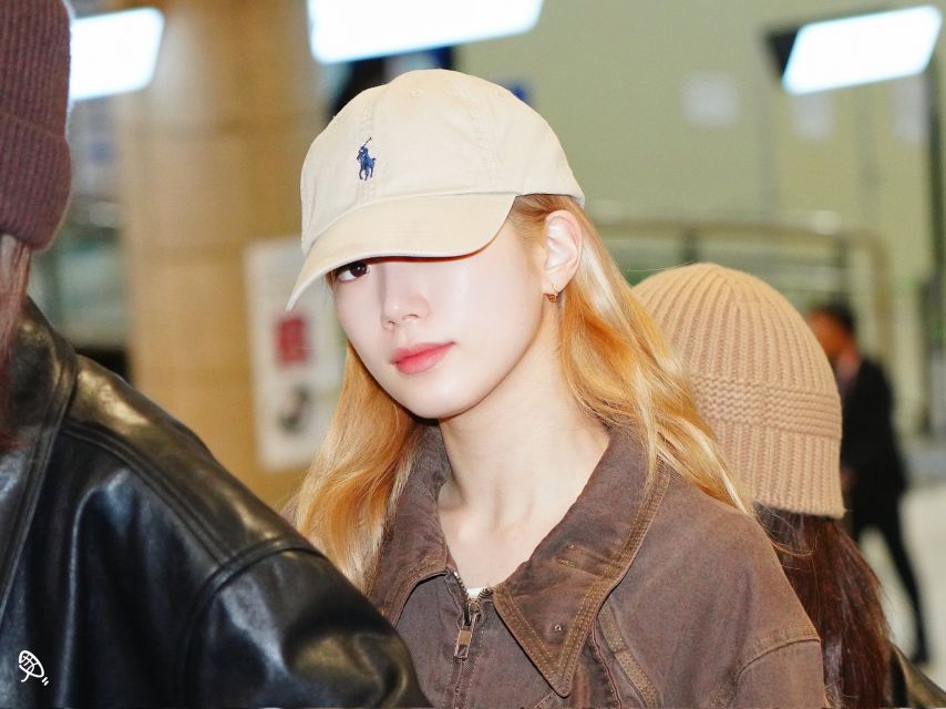 오늘자 카즈하 (르세라핌)