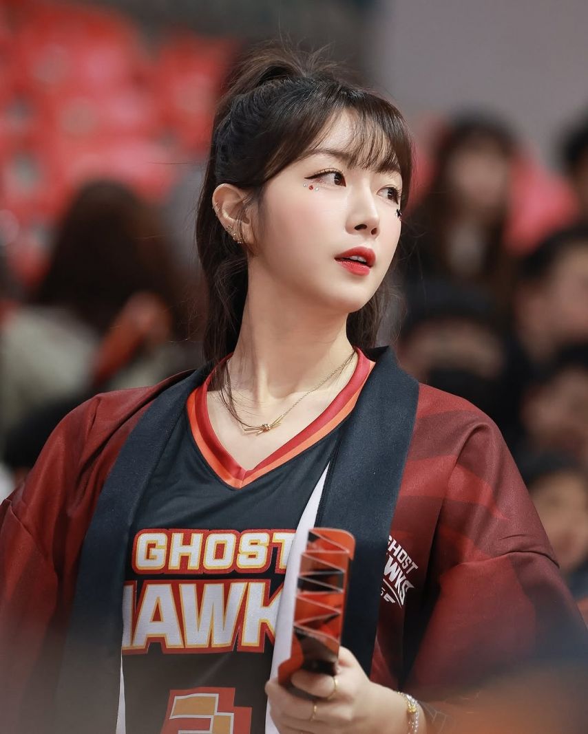 안지현