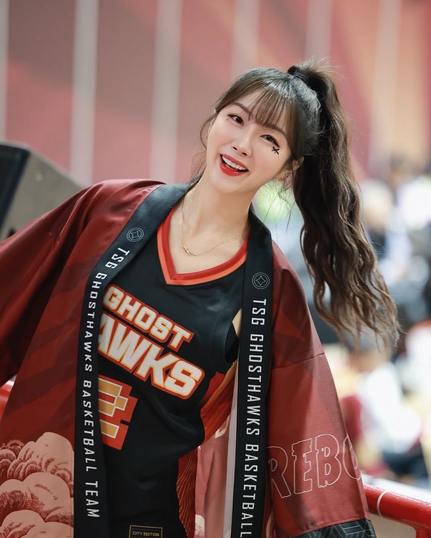 안지현