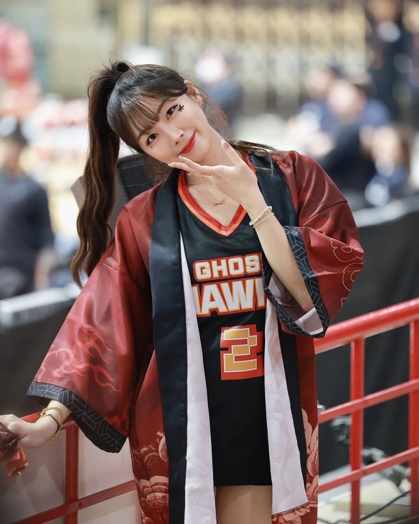 안지현