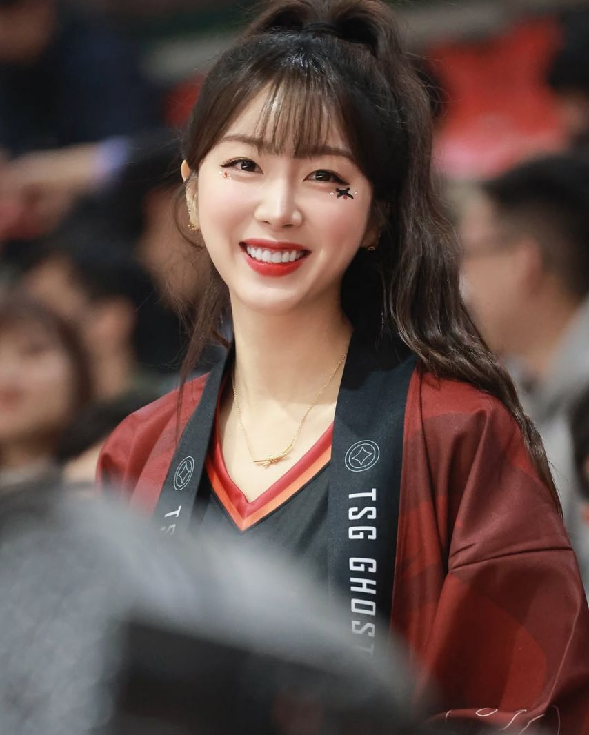 안지현