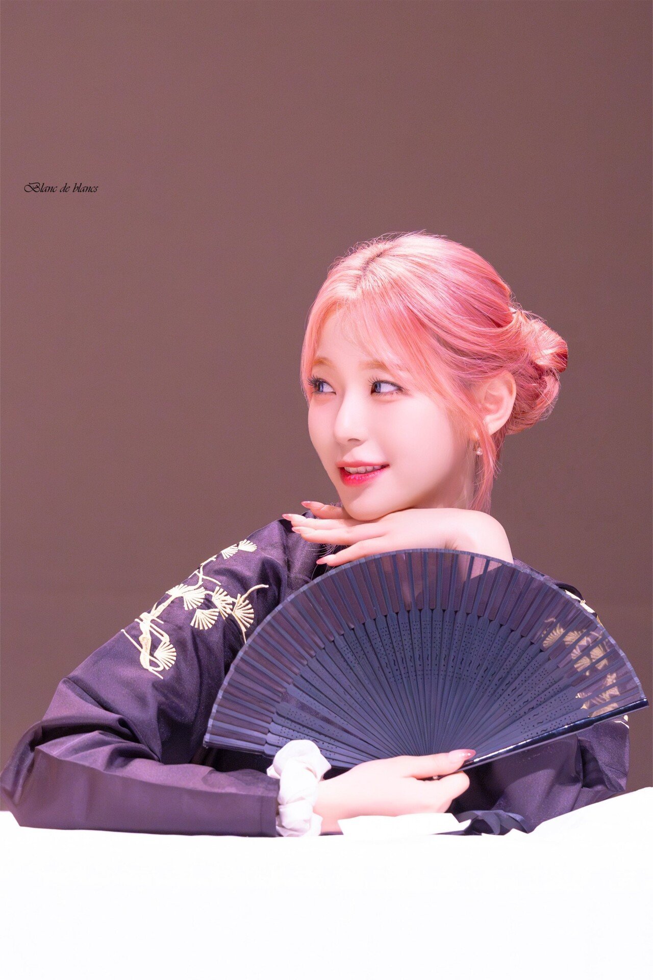 프로미스나인 지헌