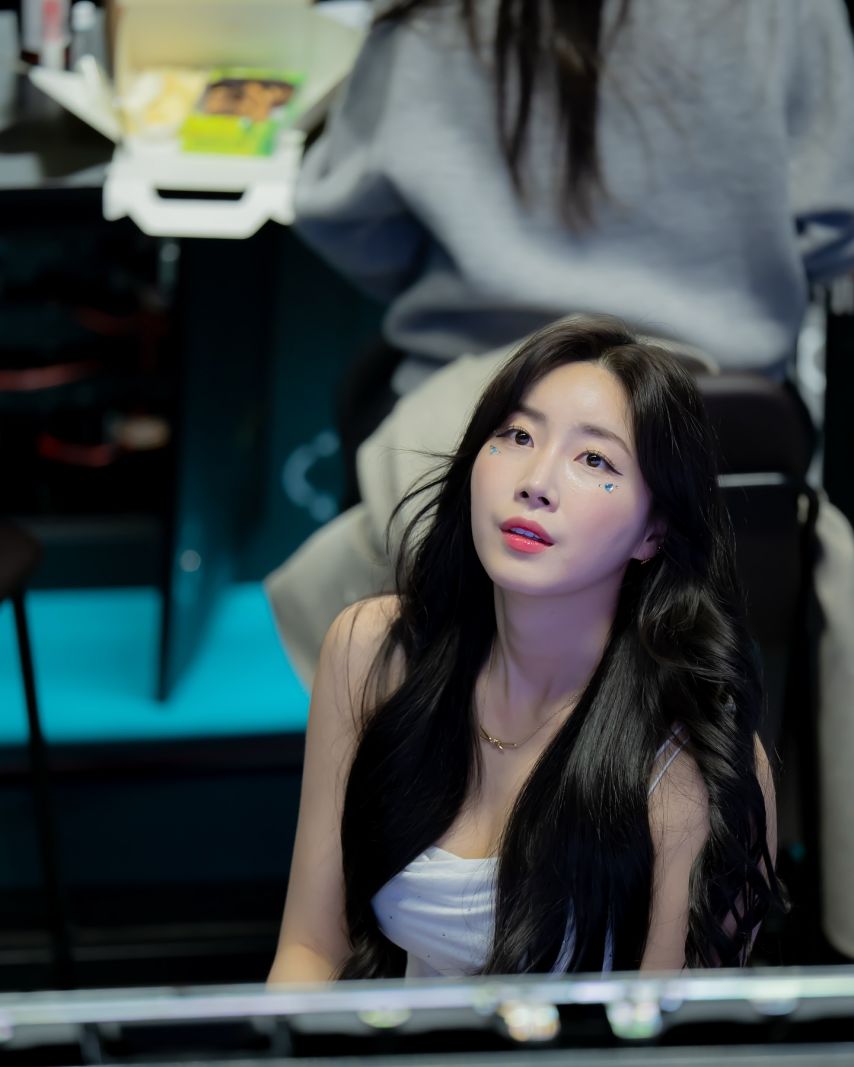 안지현