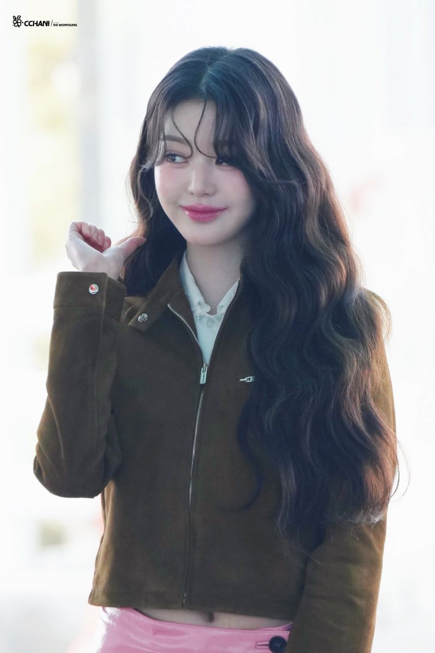장원영 IVE아이브 250310