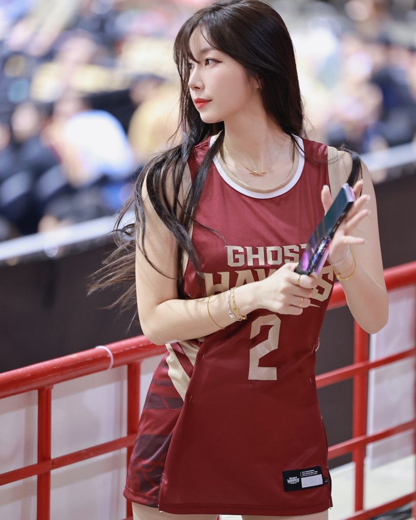 안지현
