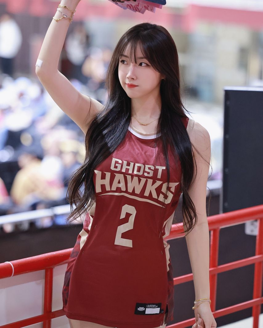 안지현