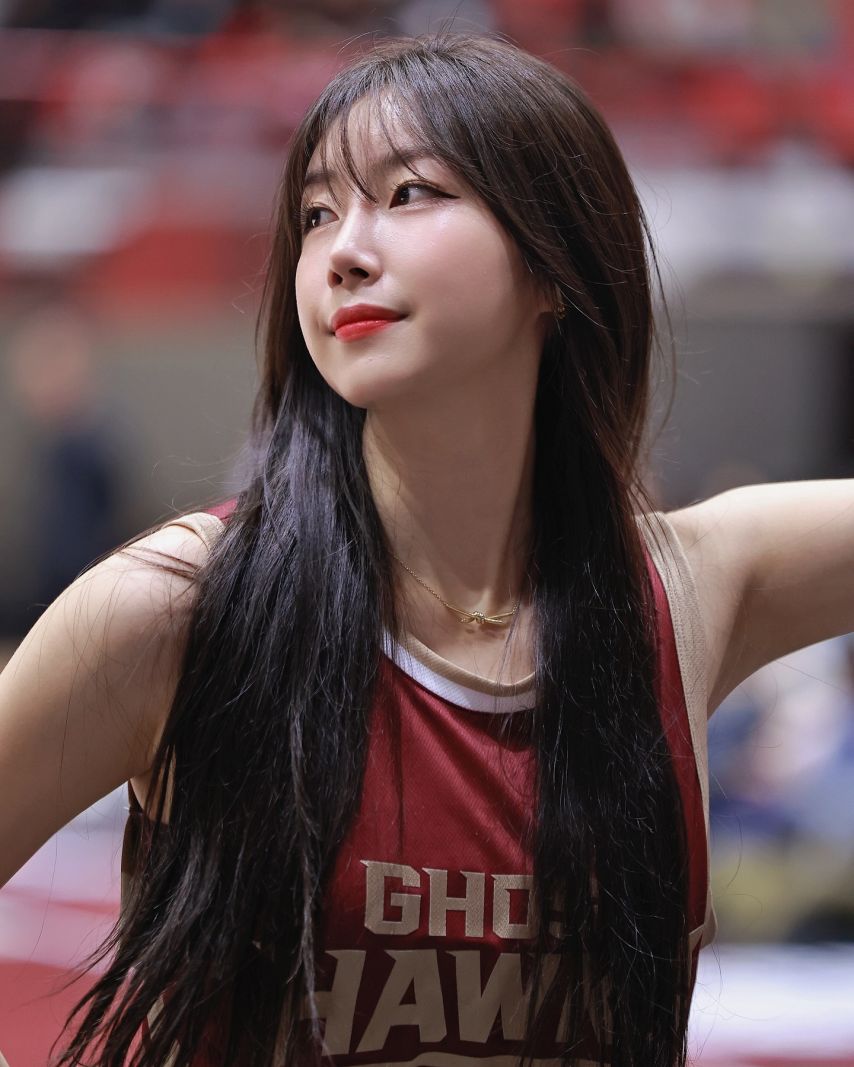 안지현