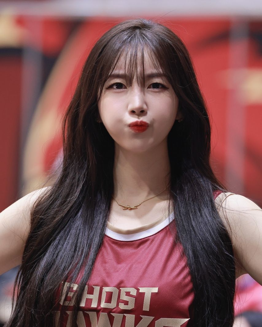 안지현