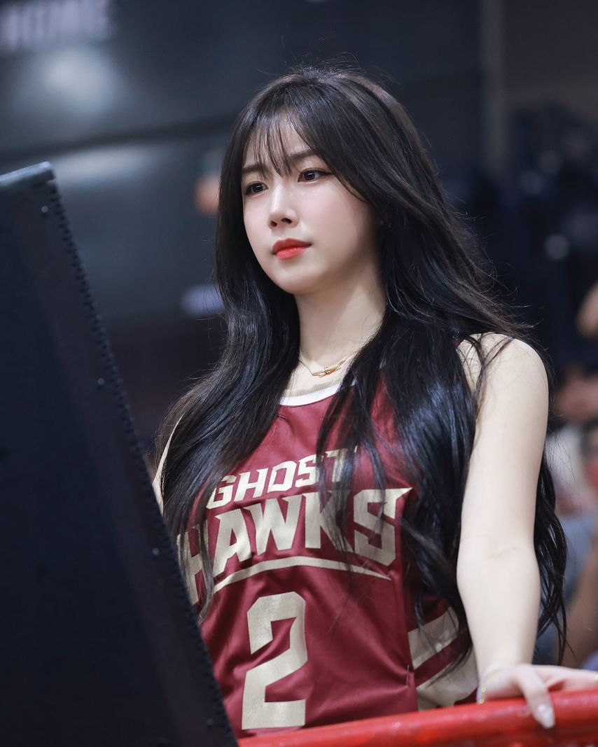 안지현