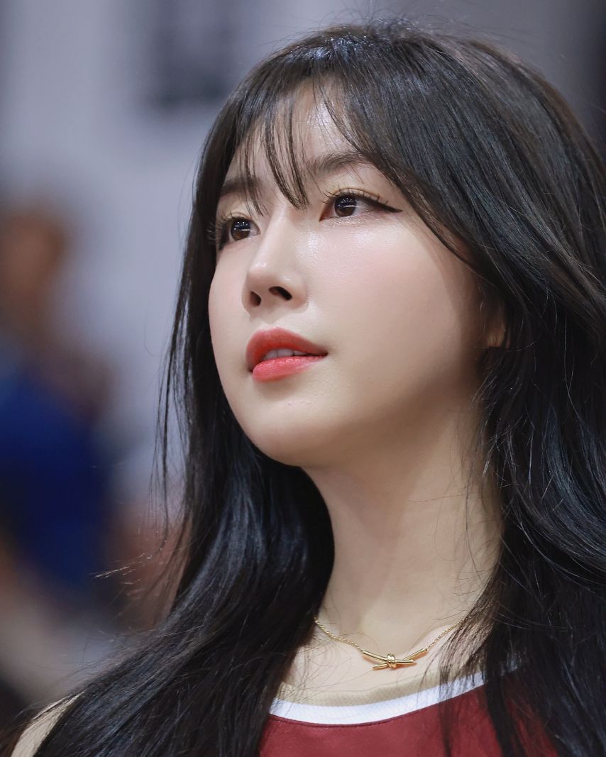 안지현
