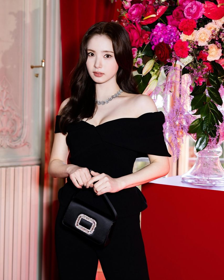 신세경 RogerVivier