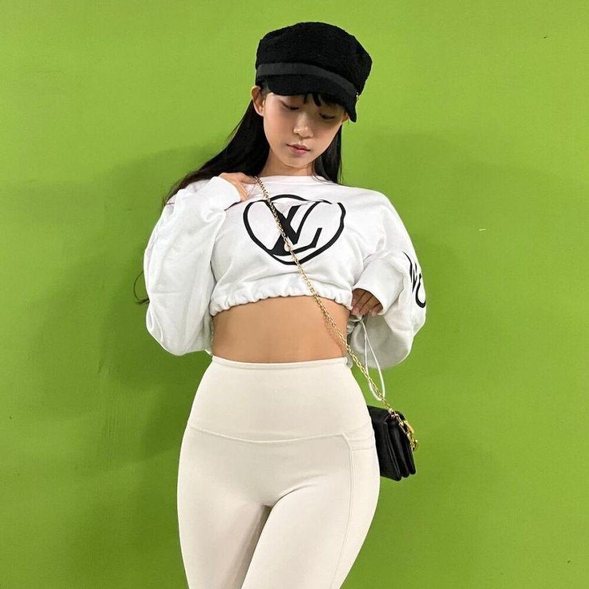 표은지