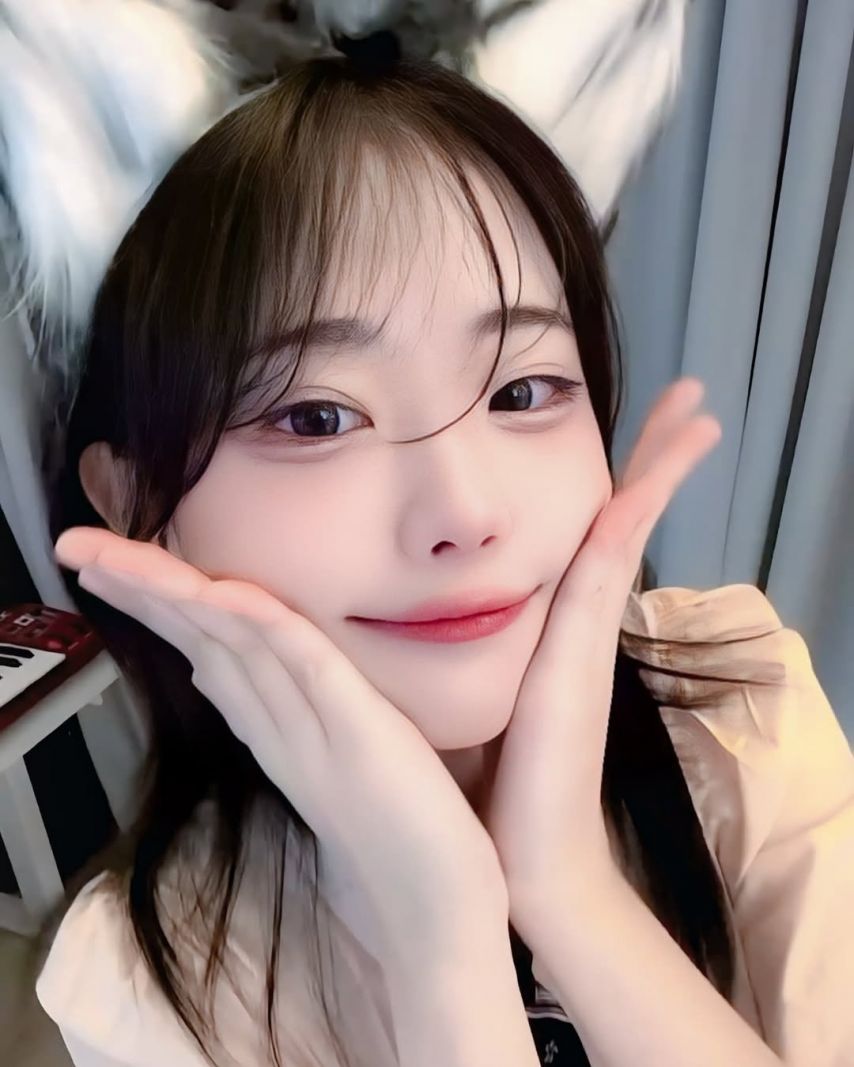 QWER 히나