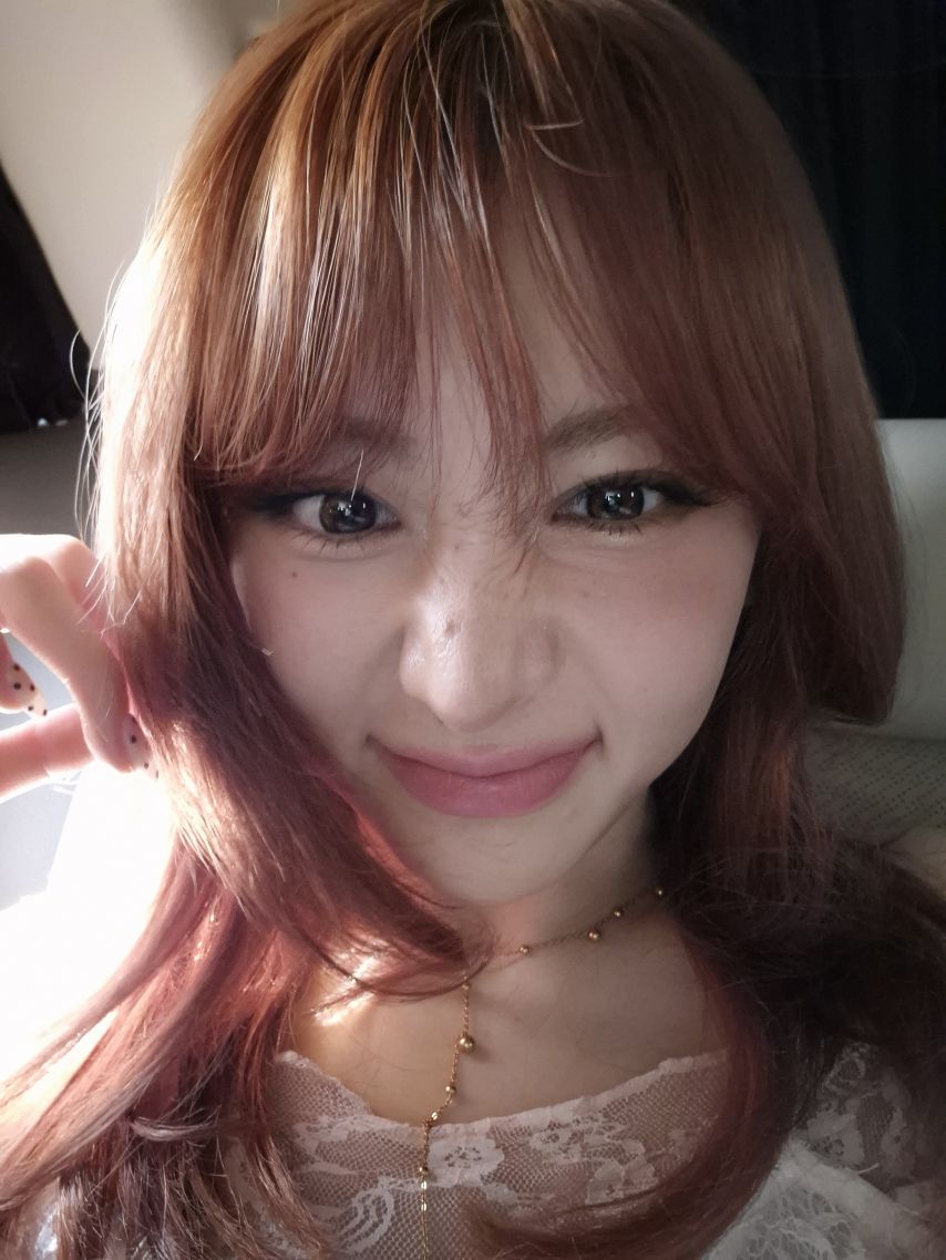르세라핌 _ 사쿠라,카즈하 _ 허윤진
