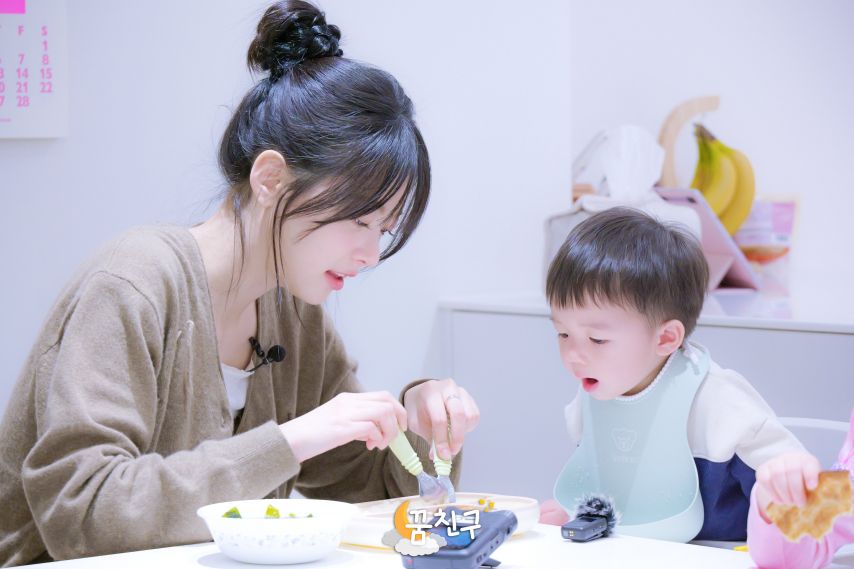[르세라핌] 카즈하 홍은채 .... 슈퍼맨이 돌아왔다