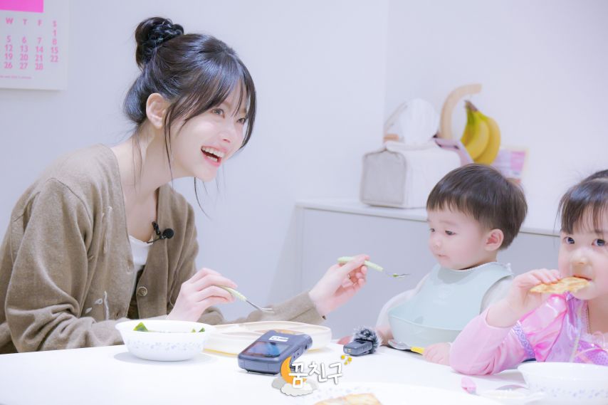 [르세라핌] 카즈하 홍은채 .... 슈퍼맨이 돌아왔다