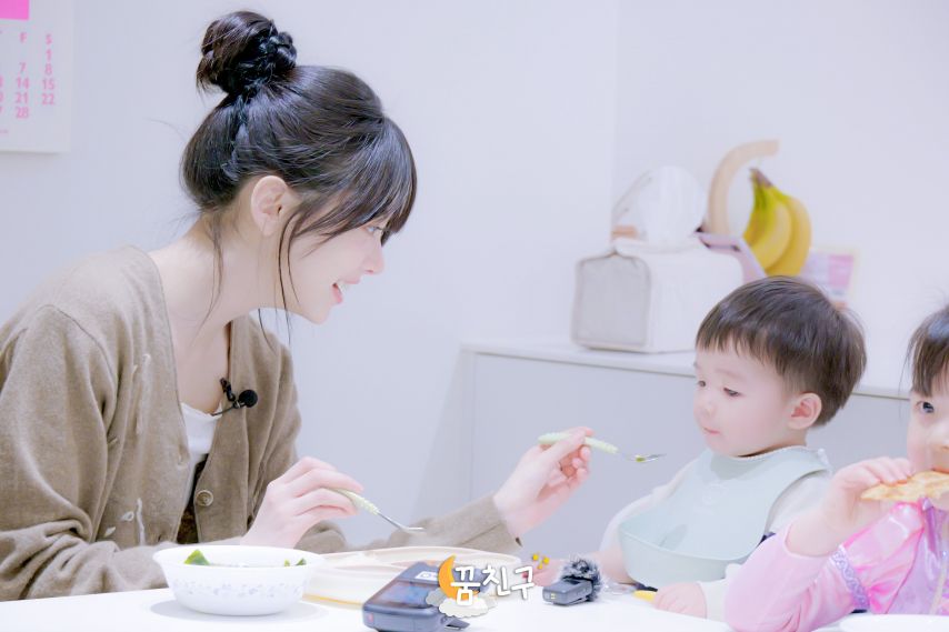 [르세라핌] 카즈하 홍은채 .... 슈퍼맨이 돌아왔다