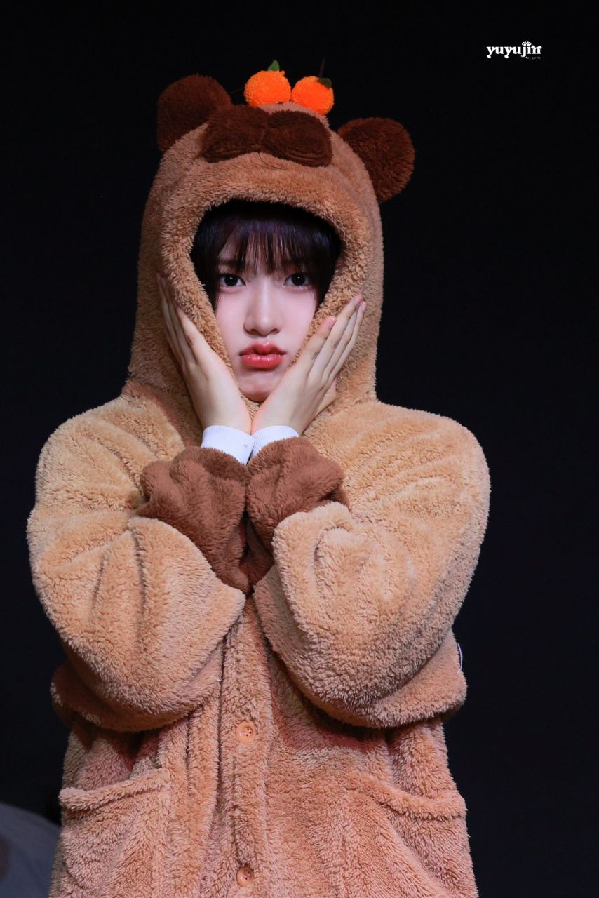 아이브 안유진