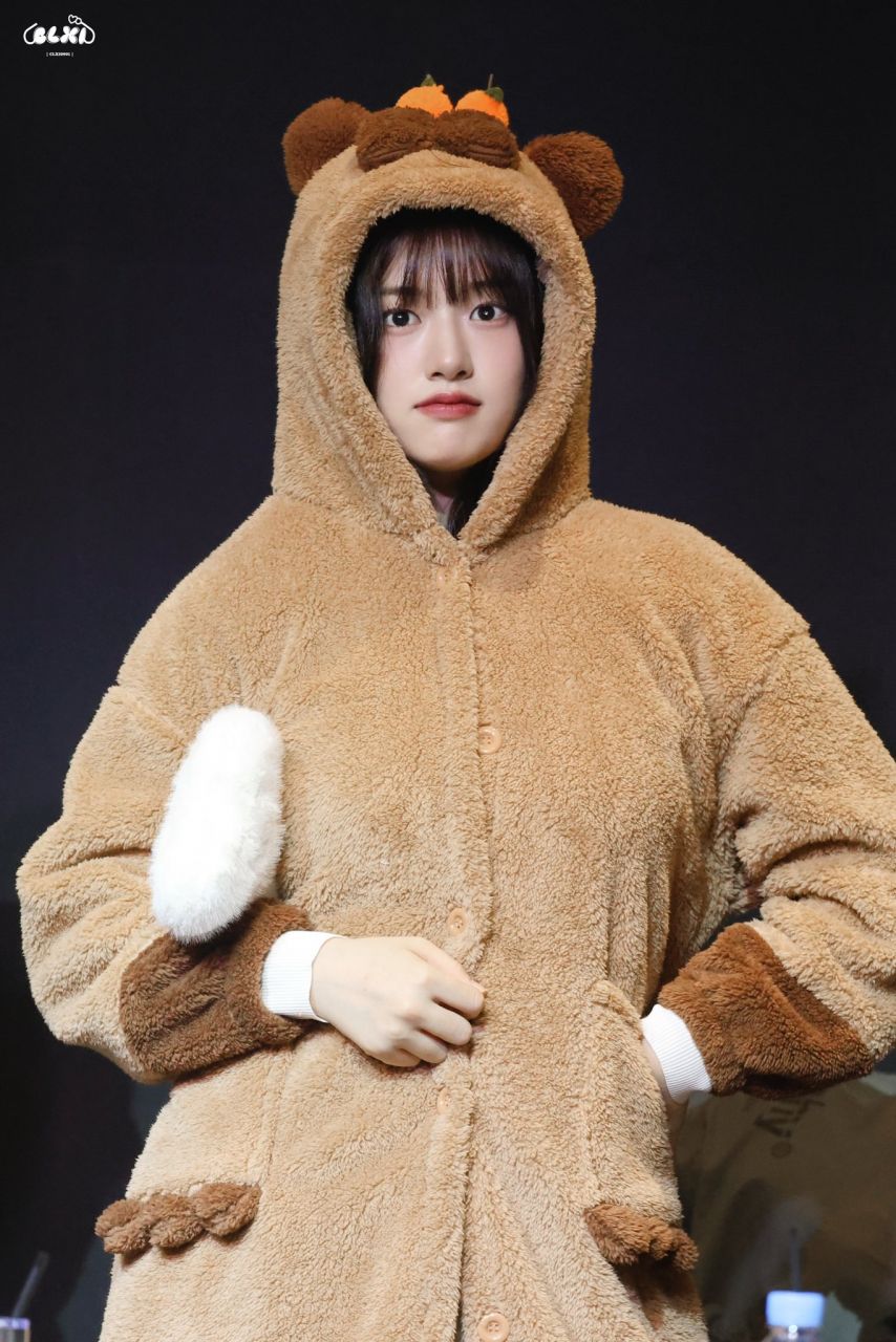 아이브 안유진
