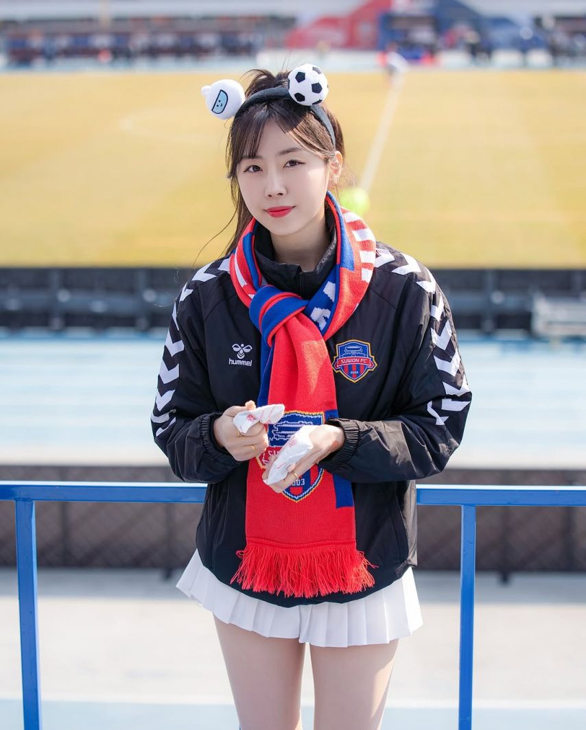 안지현