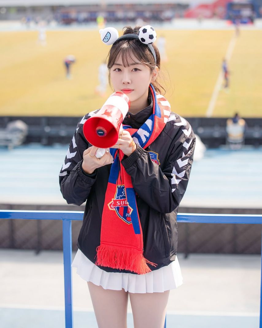 안지현