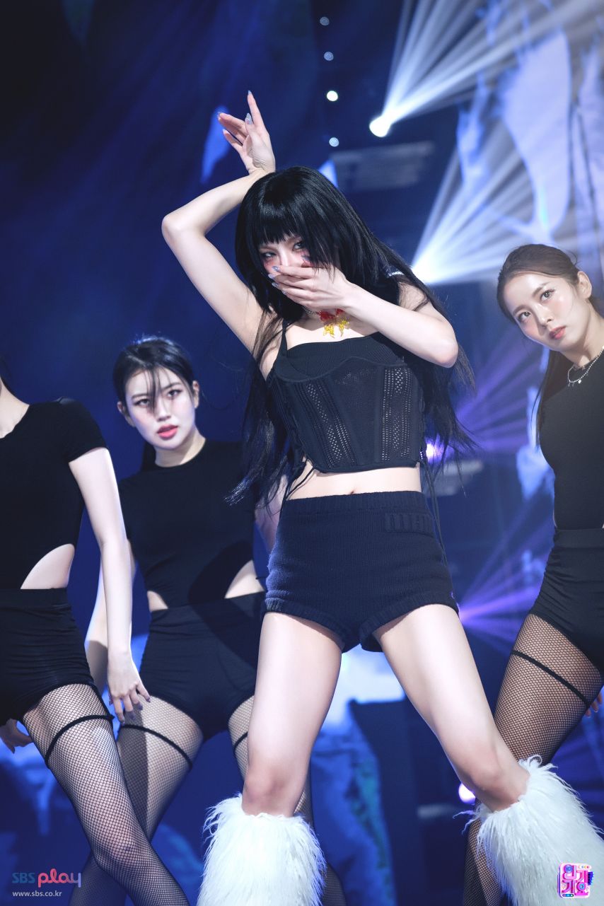 ITZY 예지 인기가요 현장포토