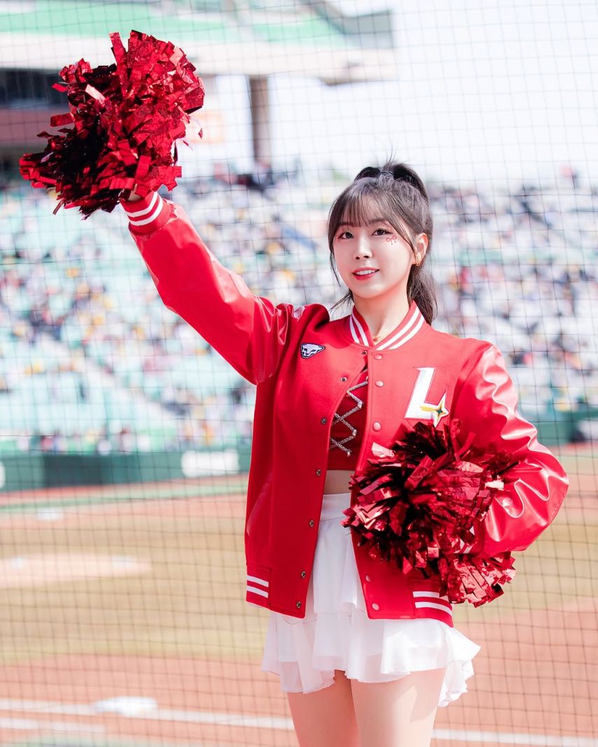 안지현