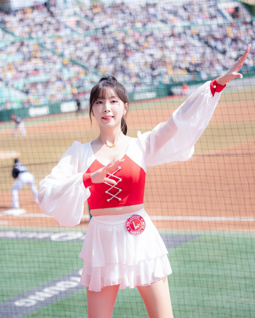 안지현