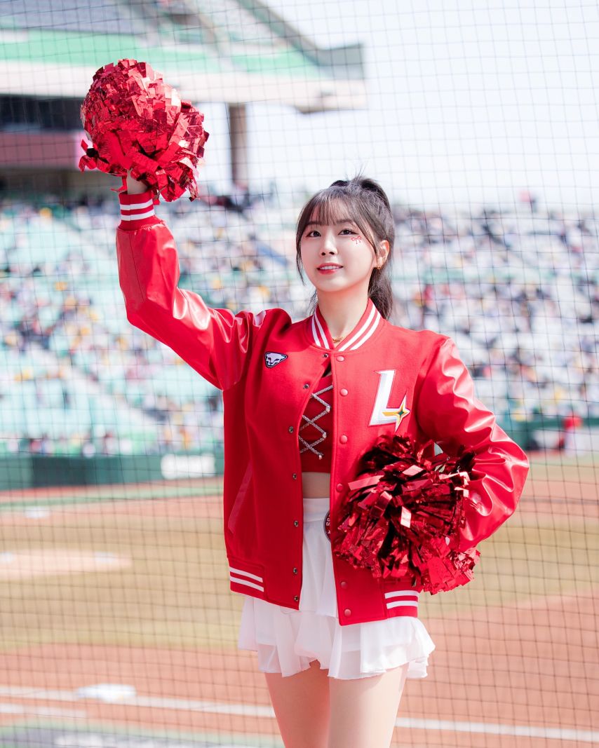 안지현