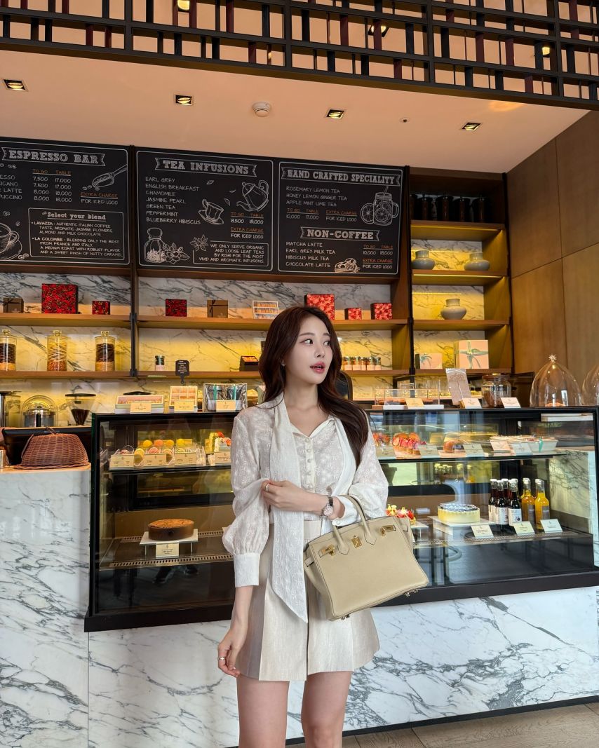 아옳이 김민영