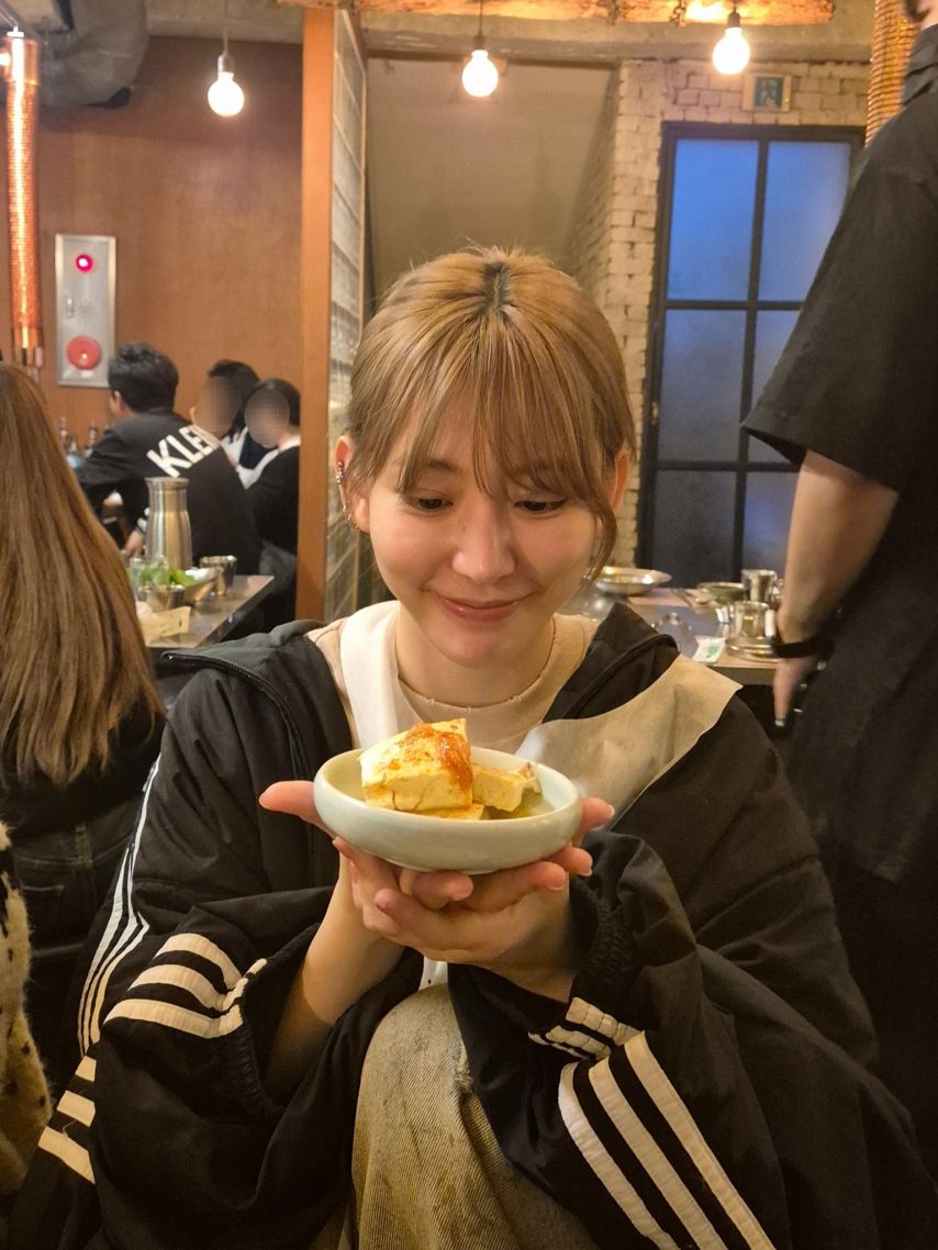 르세라핌 사쿠라 (김채원,허윤진,카즈하)