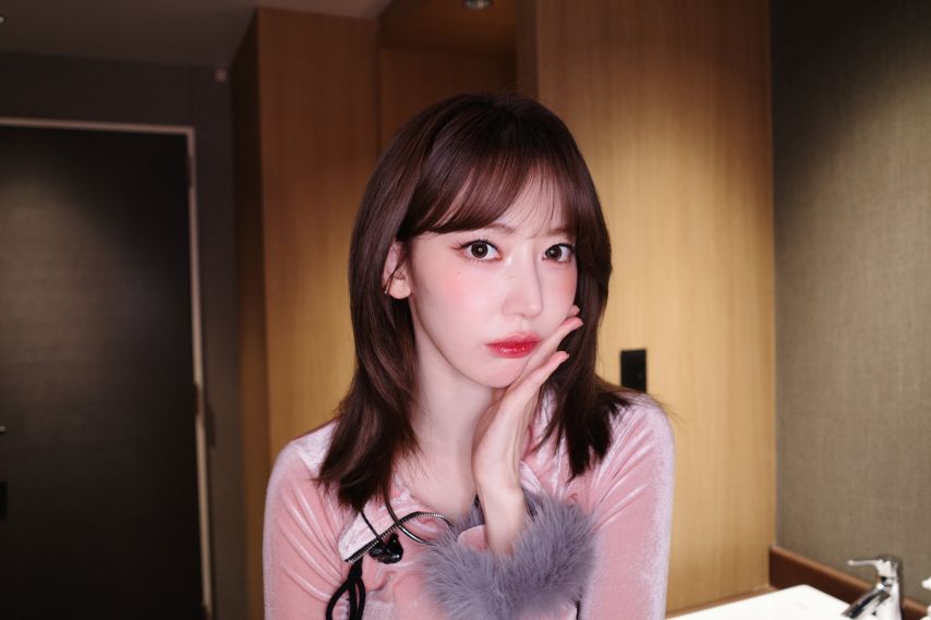 르세라핌 사쿠라 (김채원,허윤진,카즈하)