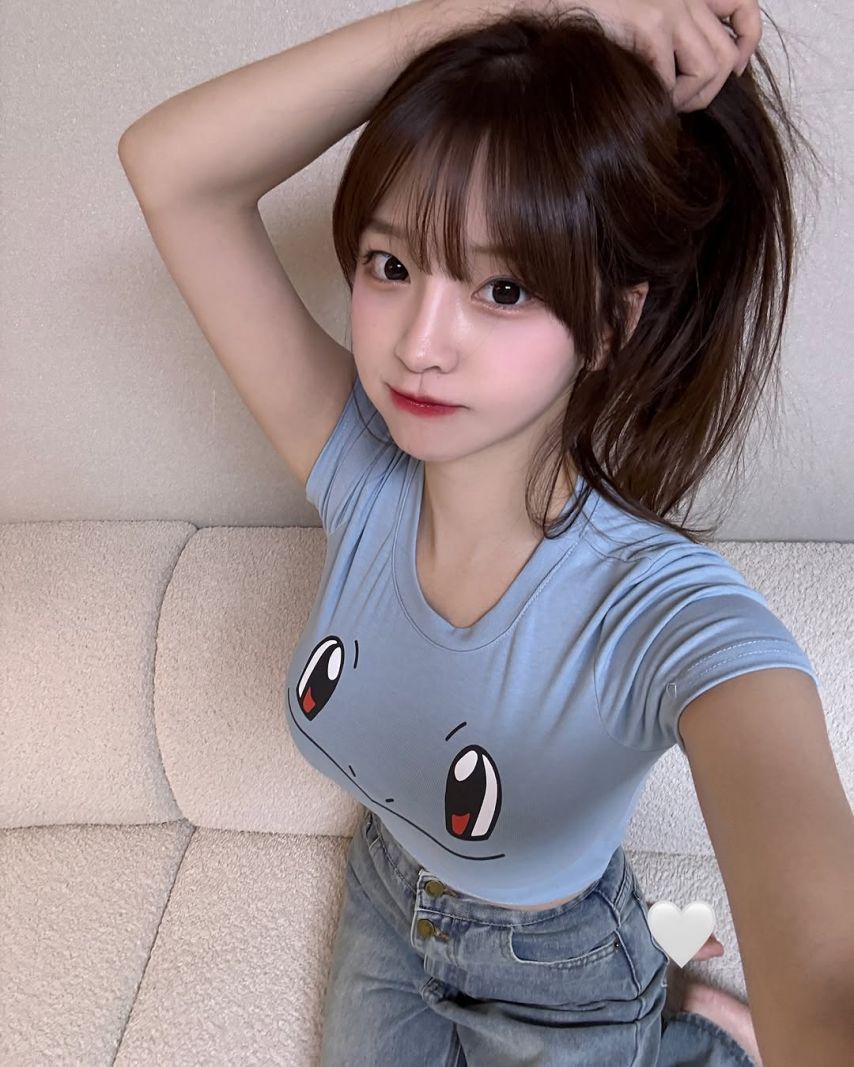 꼬부기 티 입은 박민정