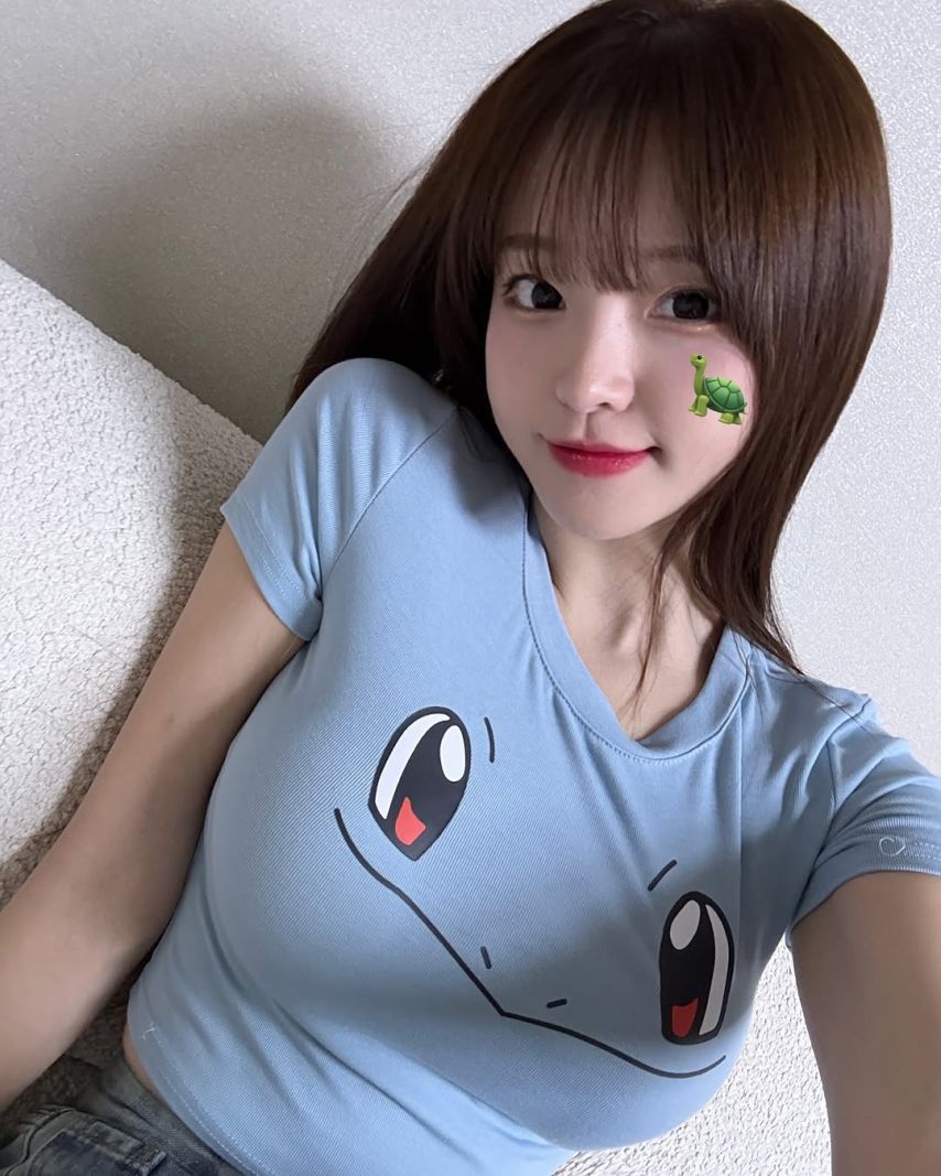 꼬부기 티 입은 박민정