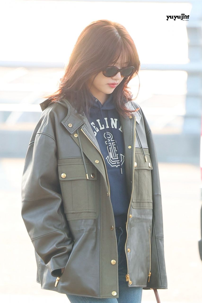 250320 상하이로 출국하는 아이브 안유진