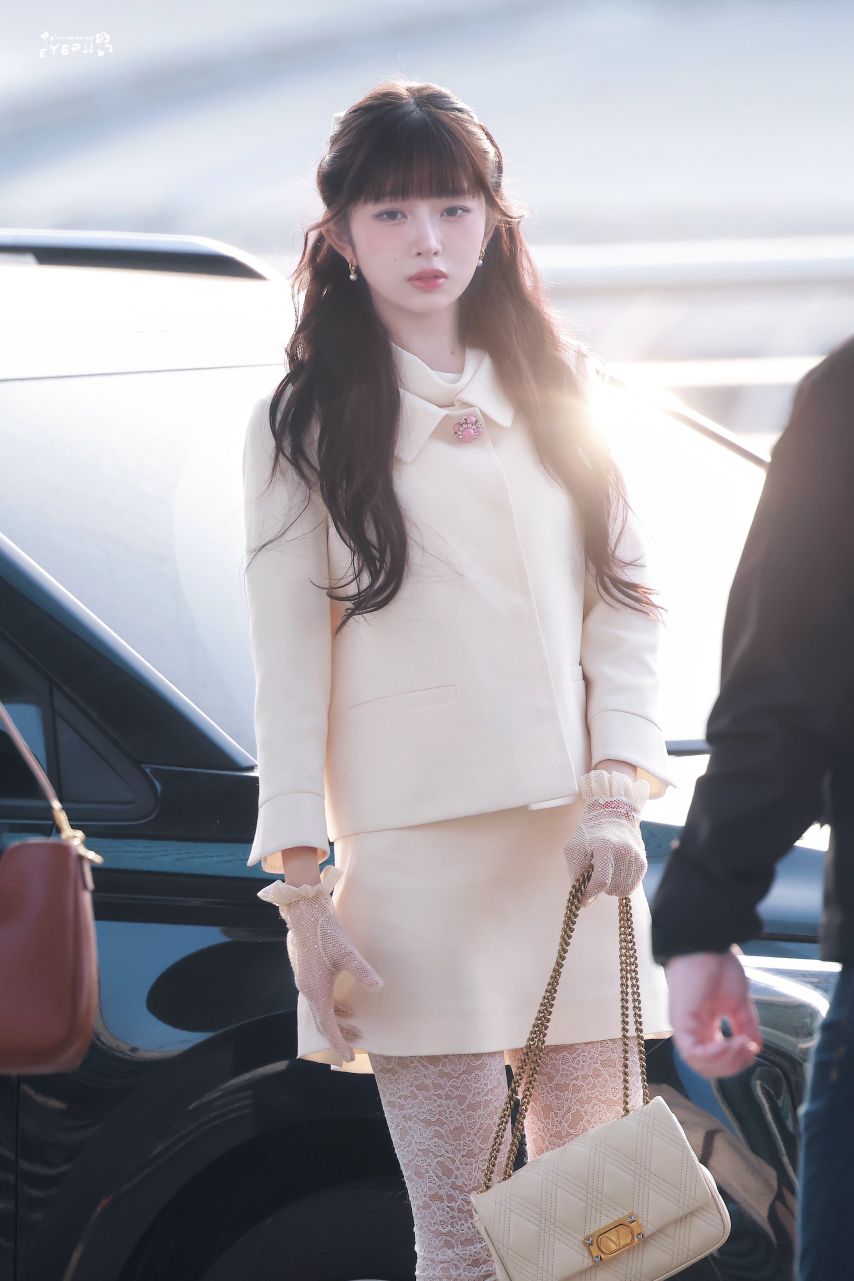 오늘자 상하이로 출국하는 아이브 레이